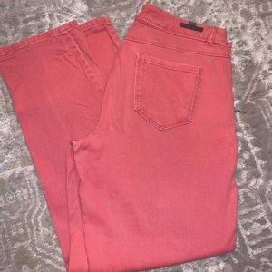 LC Salmon Colored Ankle/ Crop Jeans
